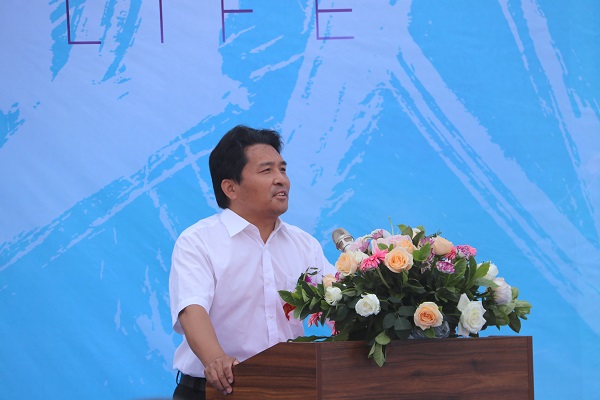 附图2集团公司副董事长、置业公司董事长兼总经理王庆伟致辞.jpg 附图2集团公司副董事长、置业公司董事长兼总经理王庆伟致辞.jpg